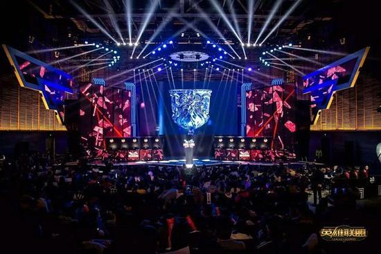 利物浦和尤 利物浦和尤